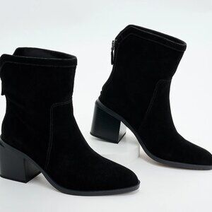 Vince Camuto Water-Repellent Suede Mid-Shaft Boots Kortimy Black 7.5W